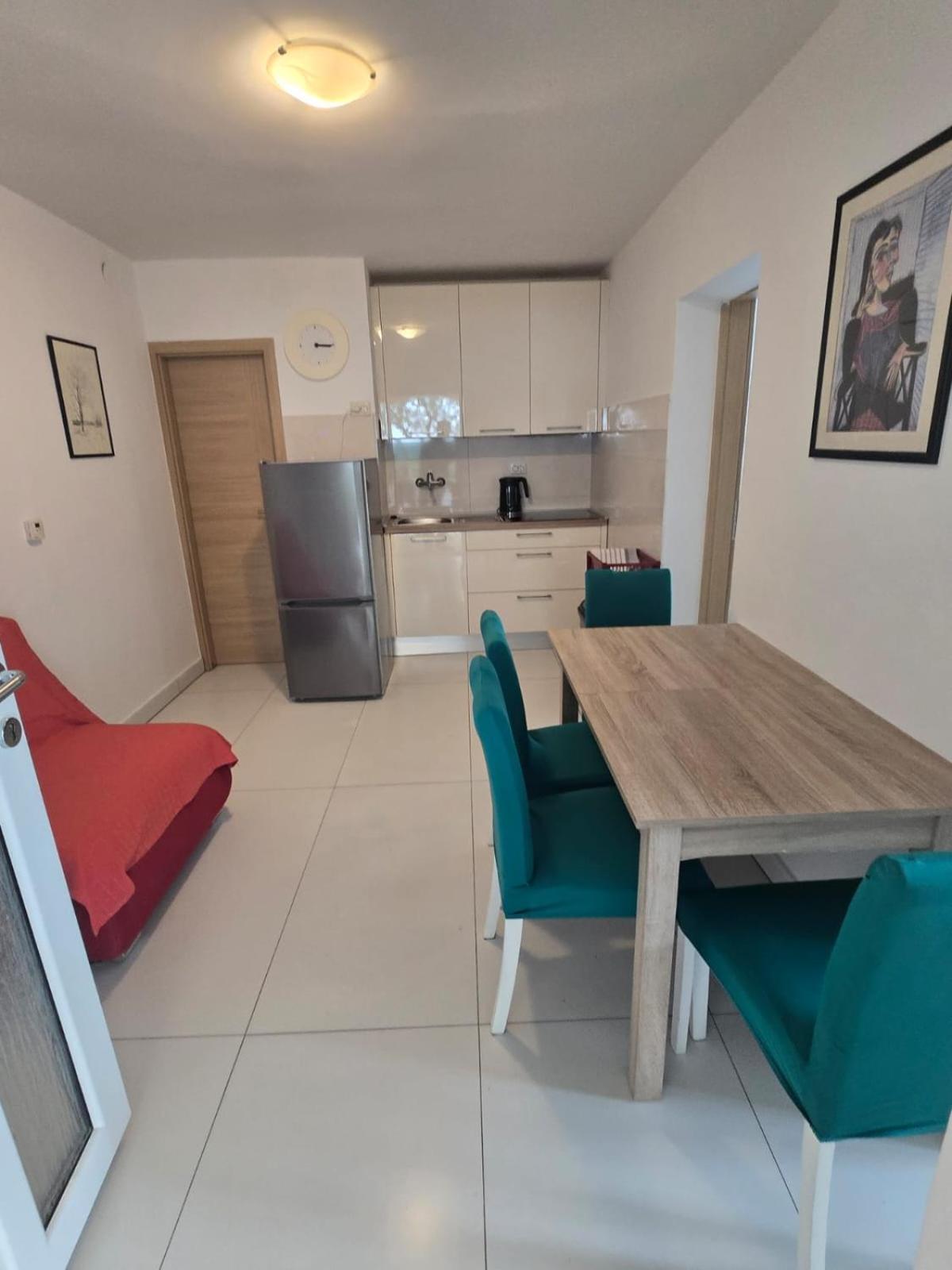 Apartments Sokolovic Krk Town Exterior photo