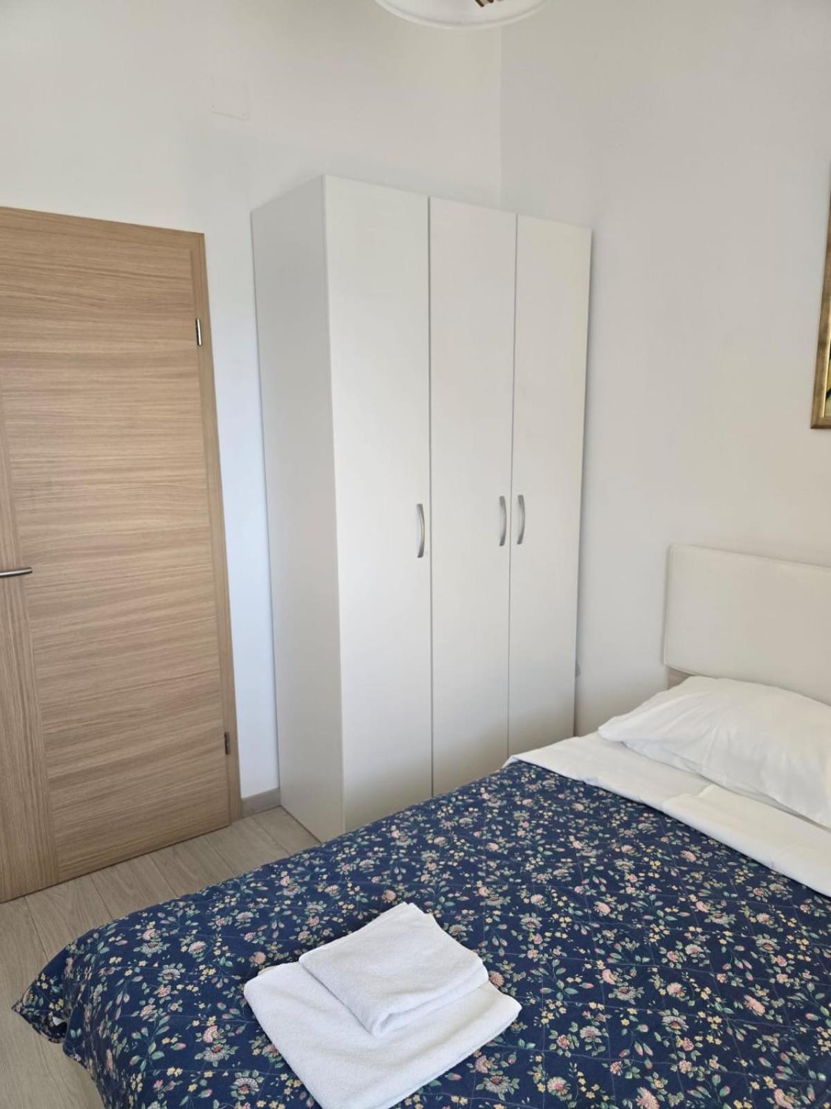Apartments Sokolovic Krk Town Exterior photo